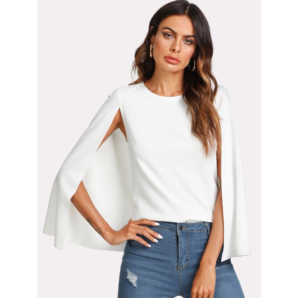 Cape sleeve buttoned keyhole back top. ⚡️